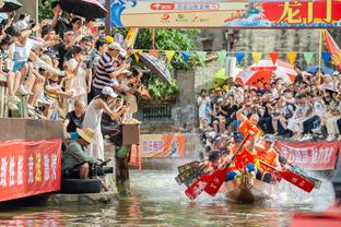 媒体人：泰山近两场亚冠开场亚洲顶级水准，但强度还无法保持全场